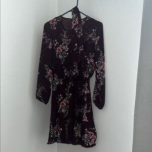 White House Black Market sheer maroon dress with Bishop Sleeves sz 2petite